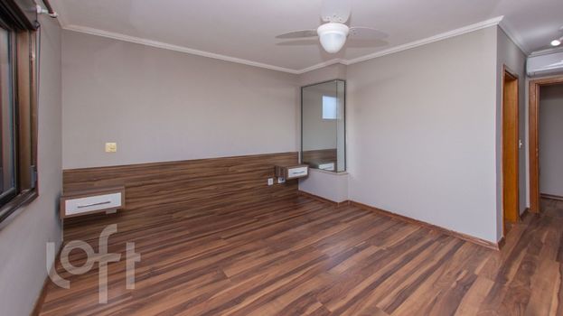 Foto 17 do(a) Apartamento de 3 quartos à venda em Jardim Lindóia, Porto Alegre