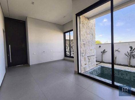 Foto 7 do(a) Casa em Condomínio de 3 quartos à venda em Morada da Colina, Uberlândia