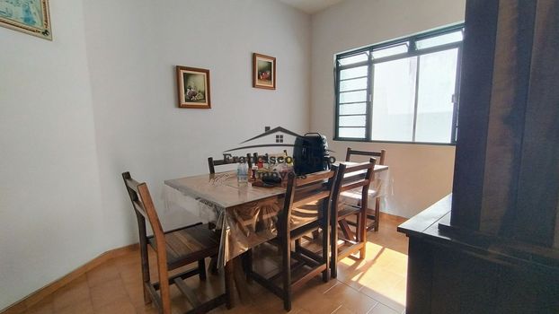 Foto 4 do(a) Casa de 3 quartos à venda em Jardim Rony, Guaratinguetá