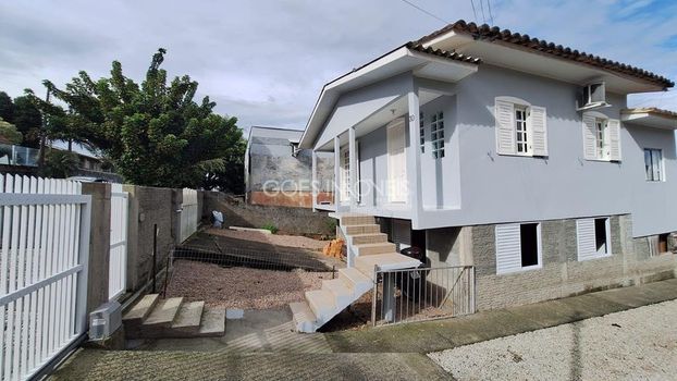 Foto 3 do(a) Casa de 3 quartos à venda em Argentina, Criciúma