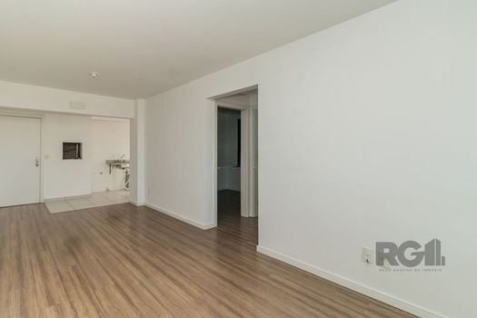 Foto 5 do(a) Flat de 2 quartos à venda em Jardim do Salso, Porto Alegre