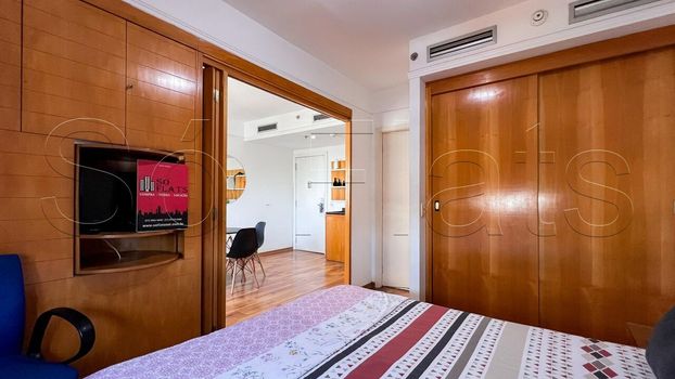 Foto 13 do(a) Flat de 1 quartos à venda em Moema, São Paulo