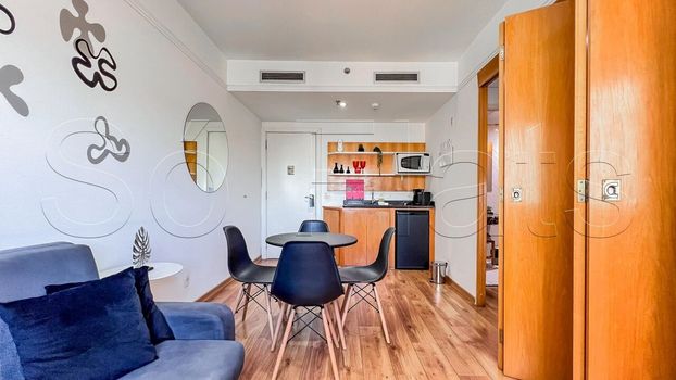 Foto 1 do(a) Flat de 1 quartos à venda em Moema, São Paulo