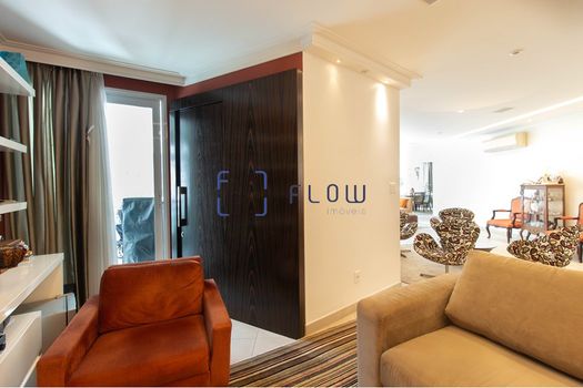Foto 4 do(a) Apartamento de 3 quartos à venda em Real Parque, São Paulo