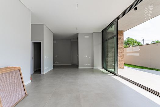 Foto 4 do(a) Apartamento de 3 quartos à venda em Hugo Lange, Curitiba