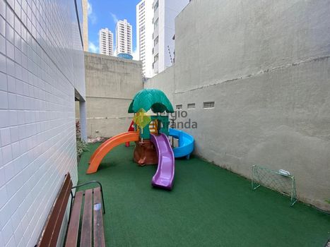 Foto 13 do(a) Apartamento de 2 quartos à venda em Madalena, Recife
