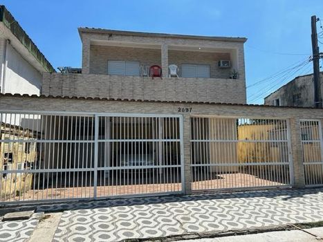 Foto 1 do(a) Casa de 2 quartos à venda em Samambaia, Praia Grande