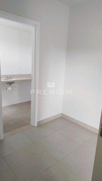 Foto 11 do(a) Apartamento de 3 quartos à venda em Jardim Colina, Uberlândia