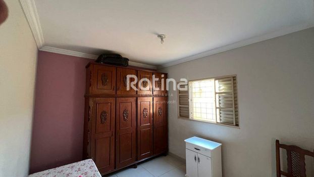 Foto 12 do(a) Casa de 3 quartos à venda em Tubalina, Uberlândia