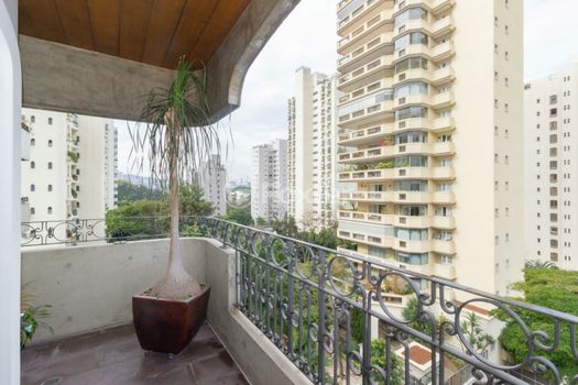 Foto 3 do(a) Apartamento de 4 quartos à venda em Alto de Pinheiros, São Paulo