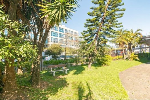 Foto 43 do(a) Apartamento de 3 quartos à venda em Jardim Lindóia, Porto Alegre