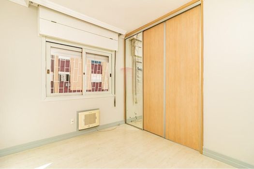 Foto 12 do(a) Apartamento de 3 quartos à venda em Jardim Lindóia, Porto Alegre