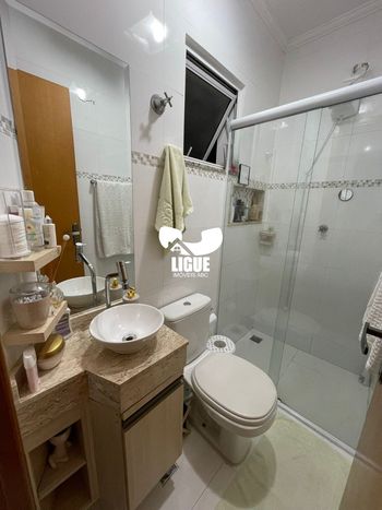 Foto 9 do(a) Casa de 3 quartos à venda em Jardim Santo Antônio, Santo André