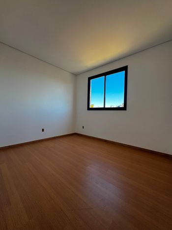 Foto 8 do(a) Apartamento de 3 quartos à venda em Inconfidentes, Contagem