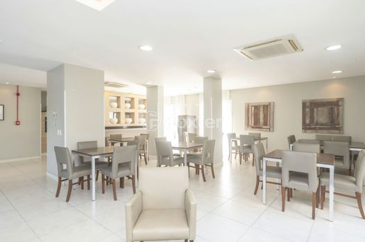 Foto 48 do(a) Apartamento de 3 quartos à venda em Jardim Lindóia, Porto Alegre