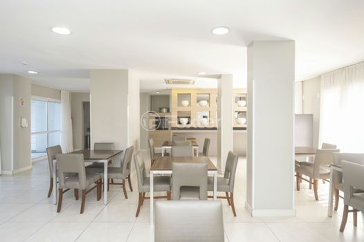 Foto 47 do(a) Apartamento de 3 quartos à venda em Jardim Lindóia, Porto Alegre