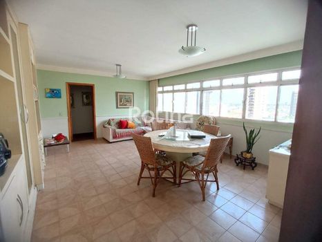 Foto 7 do(a) Apartamento false à venda em Fundinho, Uberlândia