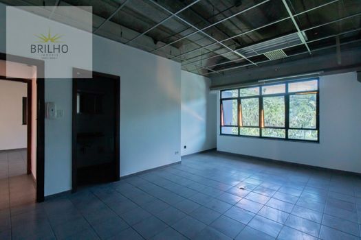 Foto 4 do(a) Sala / Conjunto Comercial false para alugar em Jardim Regina Alice, Barueri