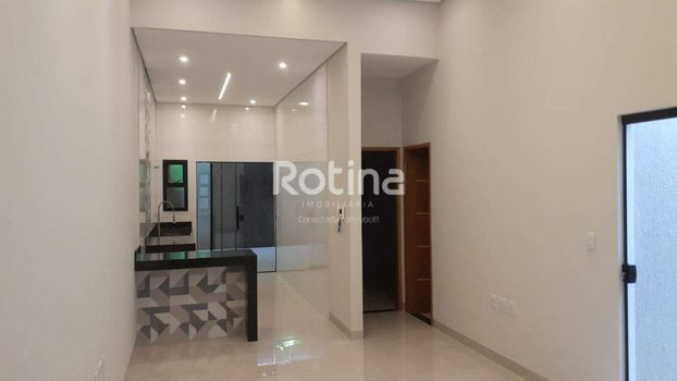 Foto 1 do(a) Casa de 3 quartos à venda em Novo Mundo, Uberlândia