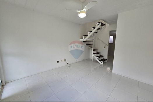 Foto 1 do(a) Casa de 2 quartos à venda em Vargem Pequena, Rio de Janeiro