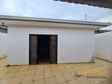 Foto 6 do(a) Casa de 3 quartos à venda em Jardim Brasil, São Carlos