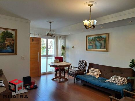Foto 4 do(a) Casa de 4 quartos à venda em Vila Assunção, Santo André