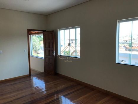 Foto 11 do(a) Casa de 2 quartos à venda em Três Bicas, Varginha