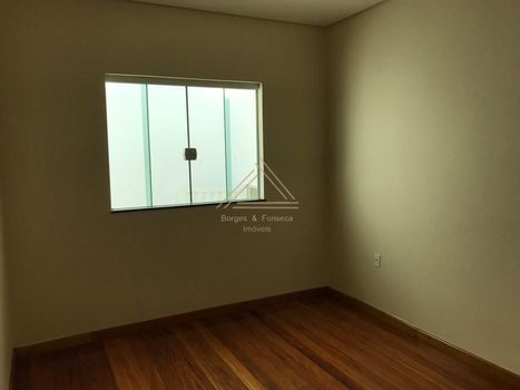 Foto 14 do(a) Casa de 2 quartos à venda em Três Bicas, Varginha