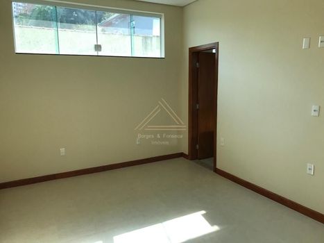 Foto 18 do(a) Casa de 2 quartos à venda em Três Bicas, Varginha