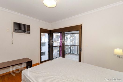 Foto 36 do(a) Apartamento de 3 quartos à venda em Mont Serrat, Porto Alegre