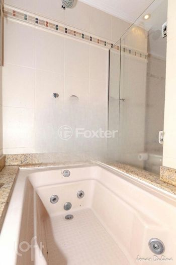 Foto 41 do(a) Apartamento de 3 quartos à venda em Mont Serrat, Porto Alegre