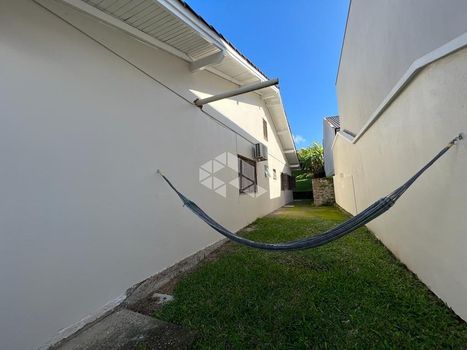 Foto 4 do(a) Casa de 3 quartos à venda em Santo Inácio, Santa Cruz do Sul
