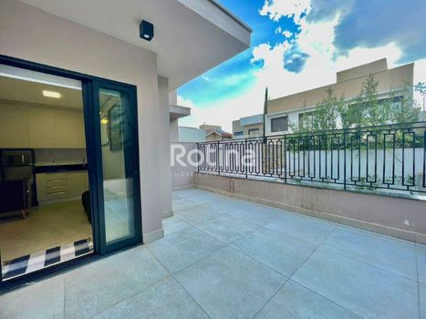 Foto 19 do(a) Casa em Condomínio de 5 quartos à venda em Nova Uberlândia, Uberlândia