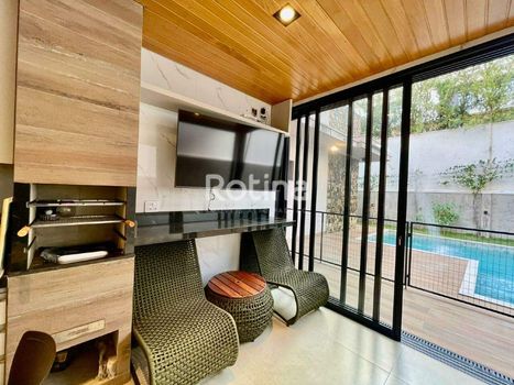 Foto 27 do(a) Casa em Condomínio de 5 quartos à venda em Nova Uberlândia, Uberlândia