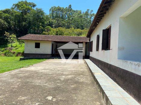 Foto 3 do(a) Fazenda / Sítio / Chácara de 3 quartos à venda em Jardim Aracy, Mogi das Cruzes