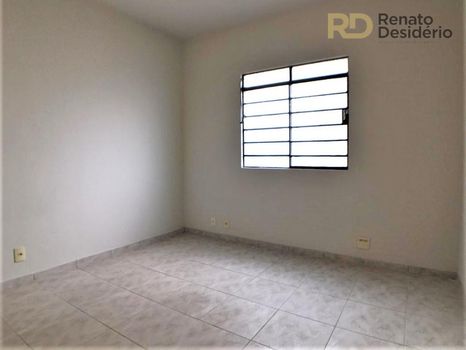Foto 4 do(a) Casa de 4 quartos à venda em Vera Cruz, Belo Horizonte