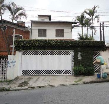 Foto 1 do(a) Casa de 3 quartos à venda em Vila Cecília Maria, Santo André