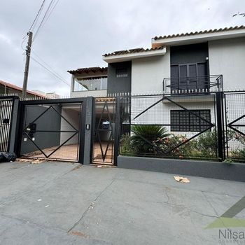 Foto 1 do(a) Casa de 4 quartos à venda em Vila Emília, Maringá
