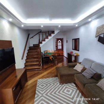 Foto 4 do(a) Casa de 3 quartos à venda em Jardim Vila Galvão, Guarulhos