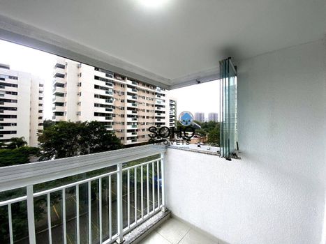 Foto 3 do(a) Kitnet / JK / Studio de 2 quartos à venda em Camorim, Rio de Janeiro
