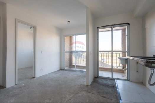 Foto 3 do(a) Apartamento de 2 quartos à venda em Vila Ré, São Paulo