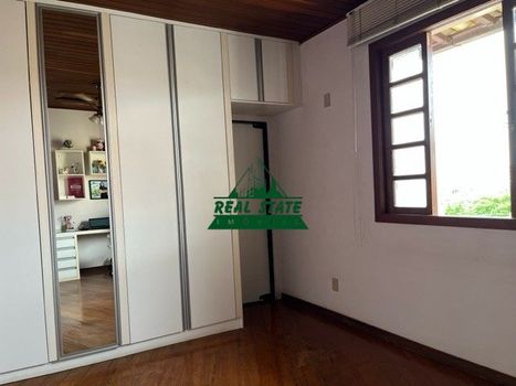 Foto 47 do(a) Casa de 4 quartos à venda em Nova Esperança, Belo Horizonte