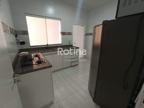 Foto 7 do(a) Apartamento de 2 quartos para alugar em Jardim Inconfidência, Uberlândia