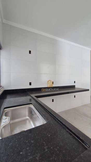 Foto 7 do(a) Casa de 3 quartos à venda em Jardim Helvécia, Aparecida de Goiânia