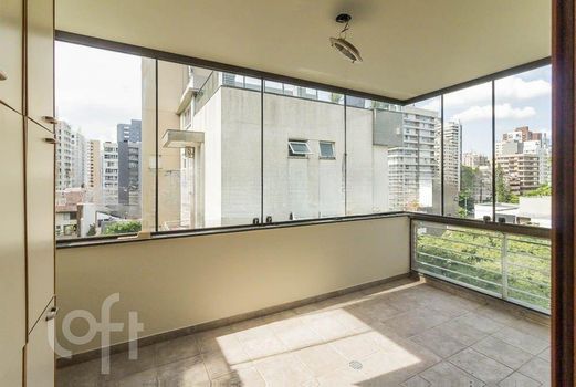 Foto 7 do(a) Apartamento de 3 quartos à venda em Petrópolis, Porto Alegre