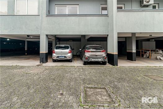 Foto 27 do(a) Cobertura de 3 quartos à venda em Passo da Areia, Porto Alegre