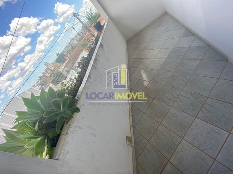 Foto 11 do(a) Apartamento de 4 quartos à venda em Alto Maron, Vitória da Conquista
