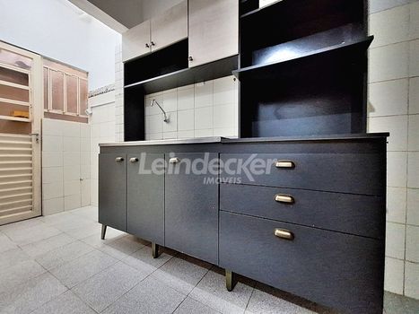 Foto 3 do(a) Apartamento de 1 quartos à venda em Santa Cecília, Porto Alegre