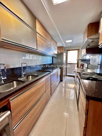 Foto 25 do(a) Cobertura de 3 quartos à venda em Praia da Costa, Vila Velha