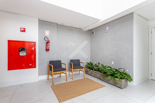 Foto 43 do(a) Apartamento de 2 quartos à venda em Passo da Areia, Porto Alegre